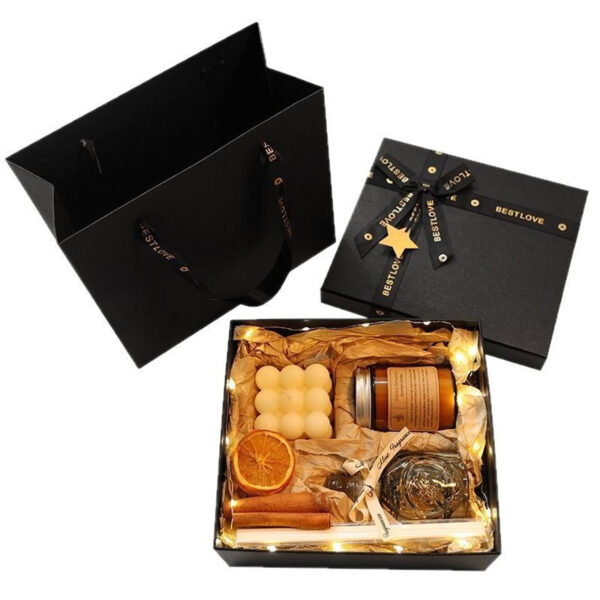 Set Quà Tặng Tinh Dầu & Nến Thơm